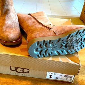 Ugg size 6 boots